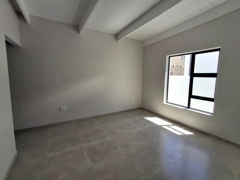 3 Bedroom Property for Sale in Britannia Bay Western Cape